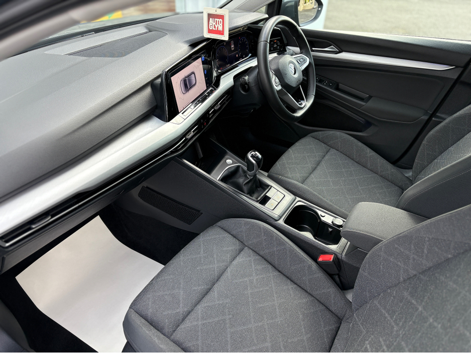 2021 Volkswagen Golf 1L Petrol For Sale Images