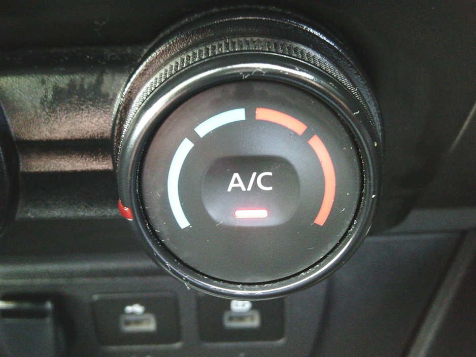 2023 Dacia Duster 1.5L Diesel For Sale Images