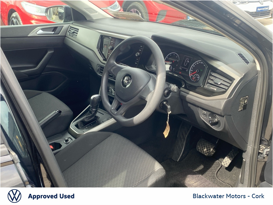 Volkswagen Polo 1.0TSI 95BHP 5DR TRENDLINE AUTOMATIC — thumbnail 4