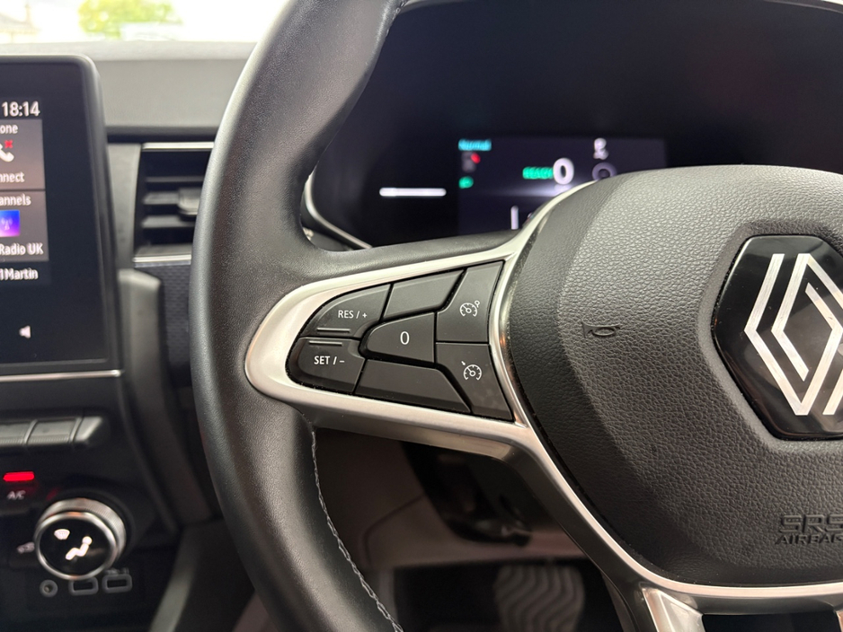 2024 Renault Arkana 1.6L Hybrid For Sale Images