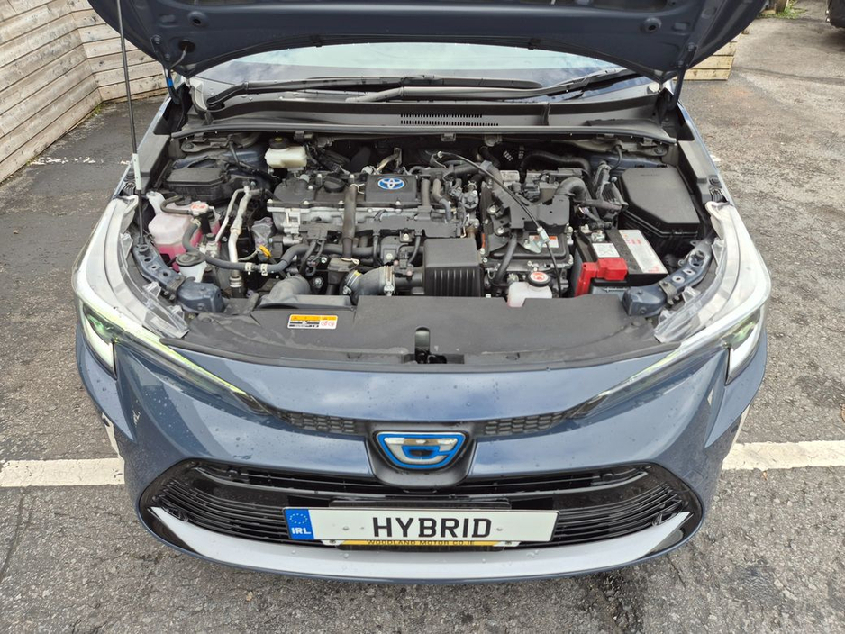 Toyota Corolla 1.8 HYBRID / WXB SPORT / HIGH SPEC / TAX €160 — thumbnail 32