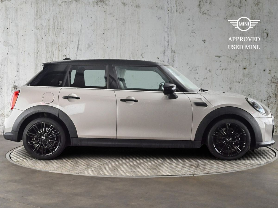 2023 MINI Hatch 1.5L Petrol For Sale Images