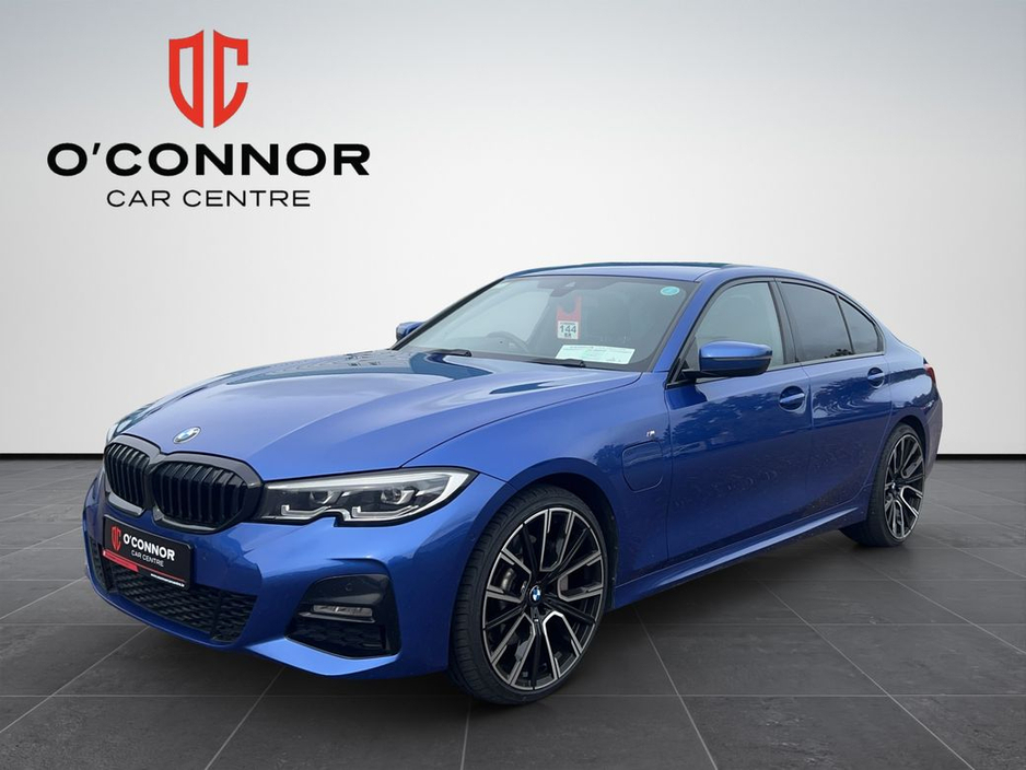 BMW 3 Series Portimao Blue, M Performance attitude and 292 horses on tap — economical when you want, entertaining when you don't.