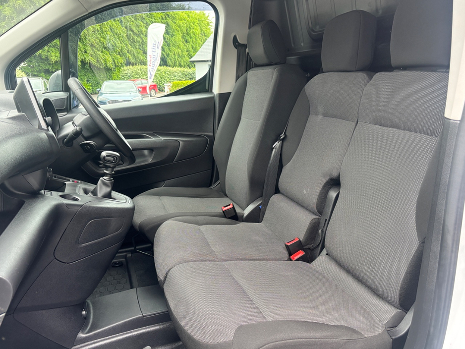 2023 Citroen Berlingo 1.5L Diesel For Sale Images