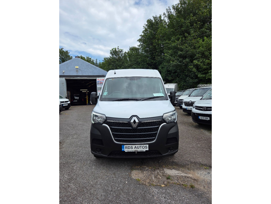 2023 Renault Master 2.3L Diesel For Sale Images