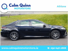 Toyota Camry 2.5 Camry Hybrid Platinum...