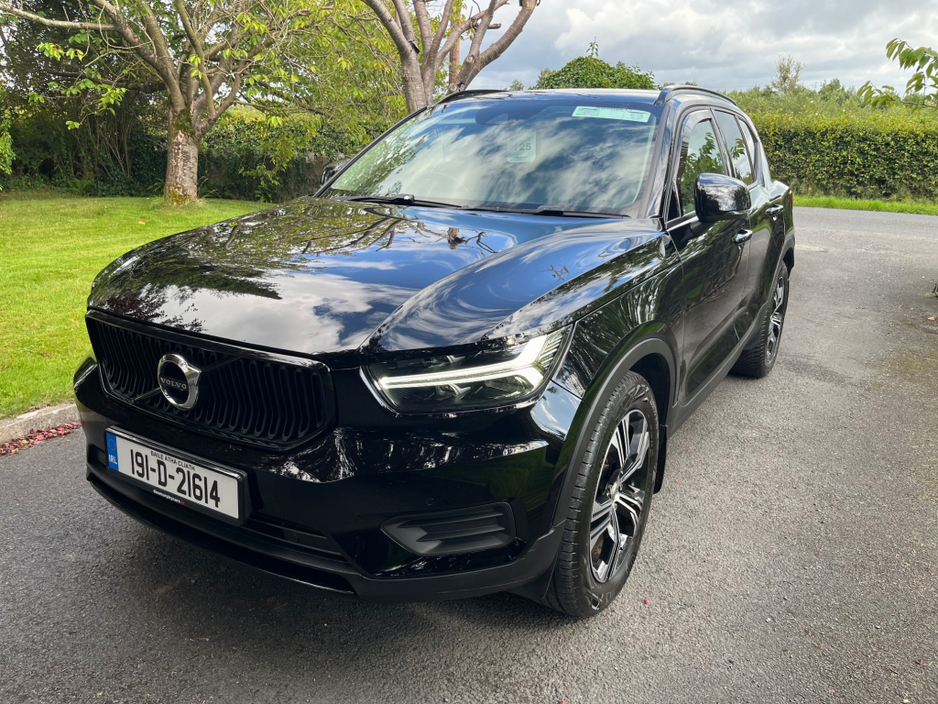 2019 Volvo XC40 2L Diesel For Sale Images