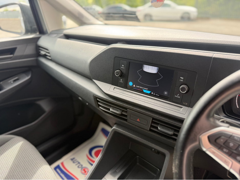 2022 Volkswagen Caddy 2L Diesel For Sale Images