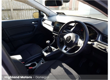 2023 Renault Captur 1.0L Petrol For Sale Images