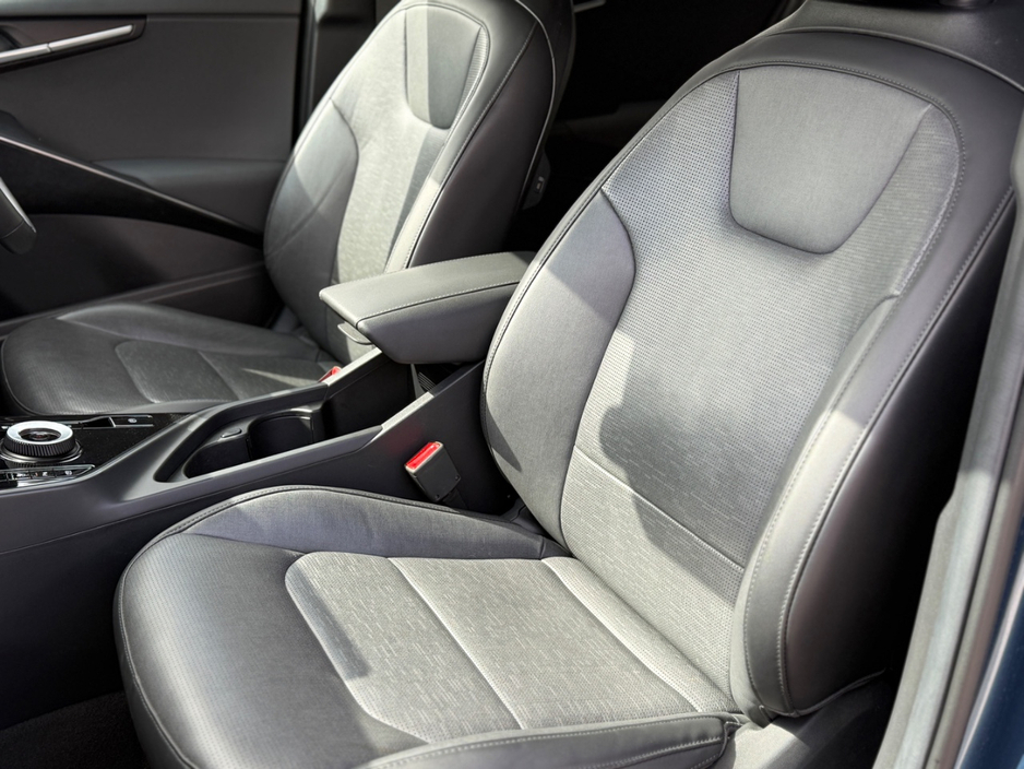 2022 Kia Niro 1.6L Petrol Plug-in Hybrid For Sale Images