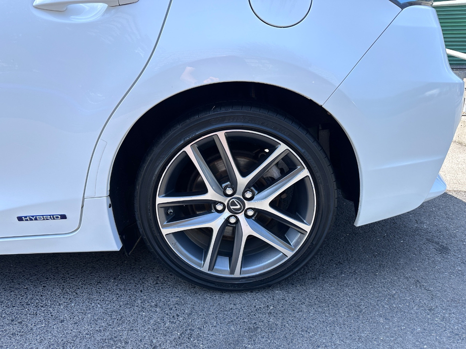 2016 Lexus CT 200 h 1.8L Petrol Hybrid For Sale Images