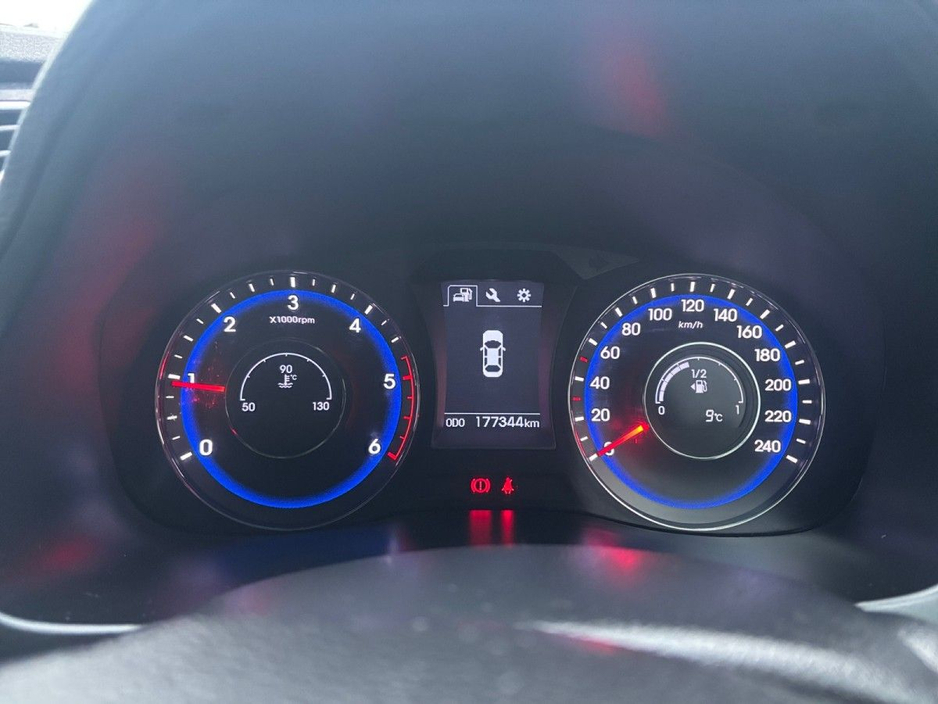 2016 Hyundai i40 1.7L Diesel For Sale Images