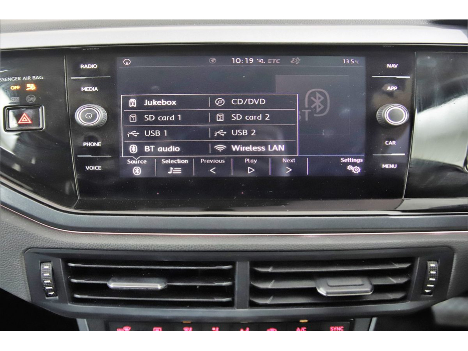 Volkswagen Polo 1.0 TSI DSG COMFORTLINE *CARPLAY*ANDROID*REVERSE CAM*PARK SENSORS* — thumbnail 19