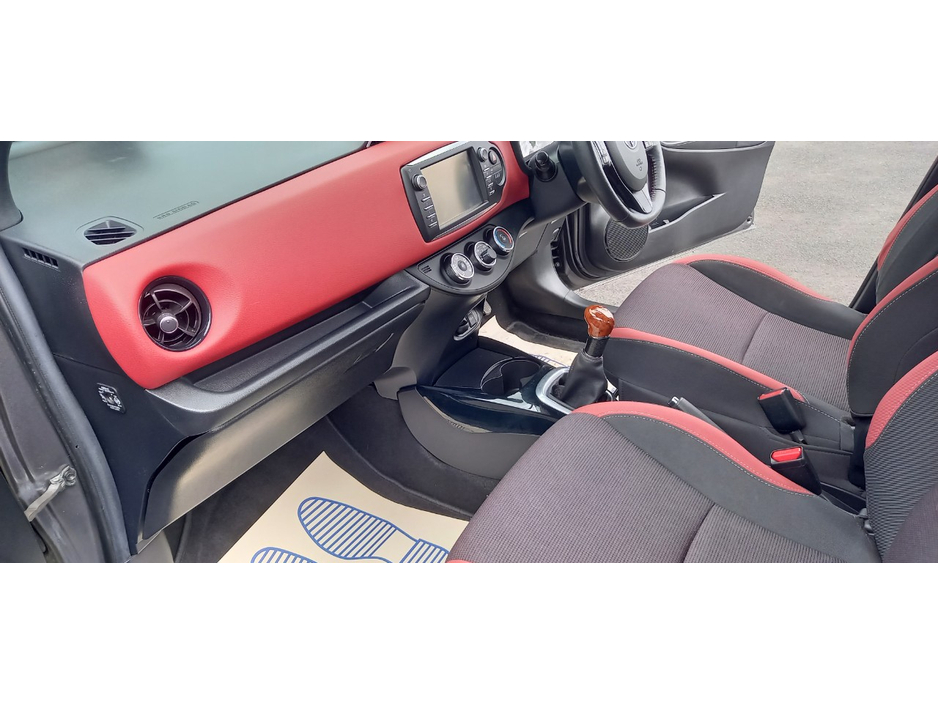 2018 Toyota Yaris 1L Petrol For Sale Images