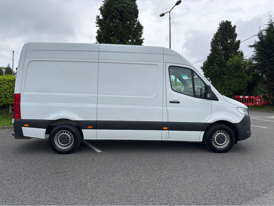 2020 Mercedes-Benz Sprinter 2.1L Diesel For Sale Images