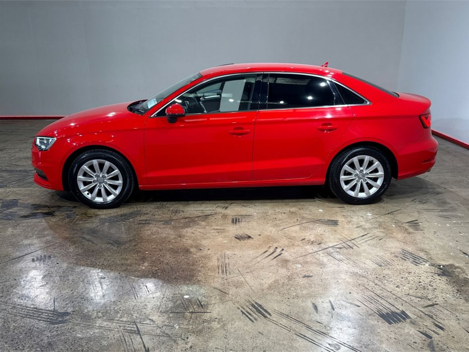 Audi A3 1.4 AUTOMATIC SALOON - FACTORY ALLOYS - CRUISE CONTOL - REAR CAMERA - MULTI FUNCTION STEERING WHEEL - HEATING / AC CONTROLS — thumbnail 6