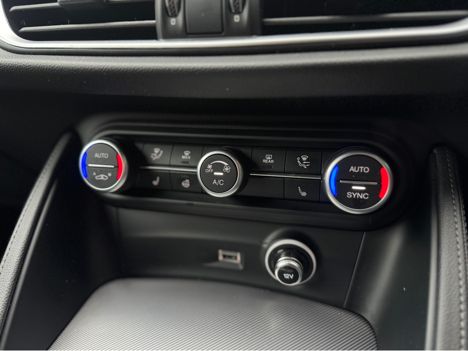 2022 Alfa Romeo Stelvio 2.1L Diesel For Sale Images