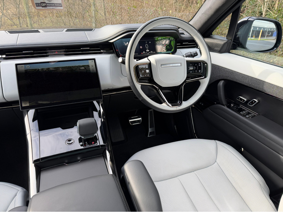 2024 Land Rover Range Rover Sport 3L Petrol Plug-in Hybrid For Sale Images