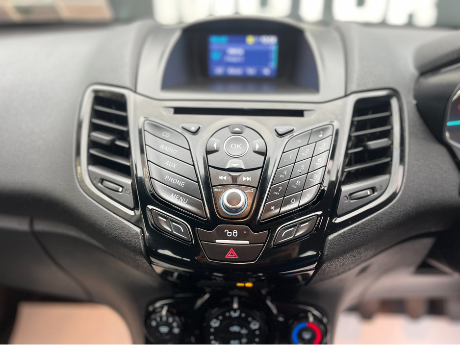 Ford Fiesta TITANIUM, 1.2 MANUAL, 2 YEAR NCT, LOW TAX — thumbnail 13
