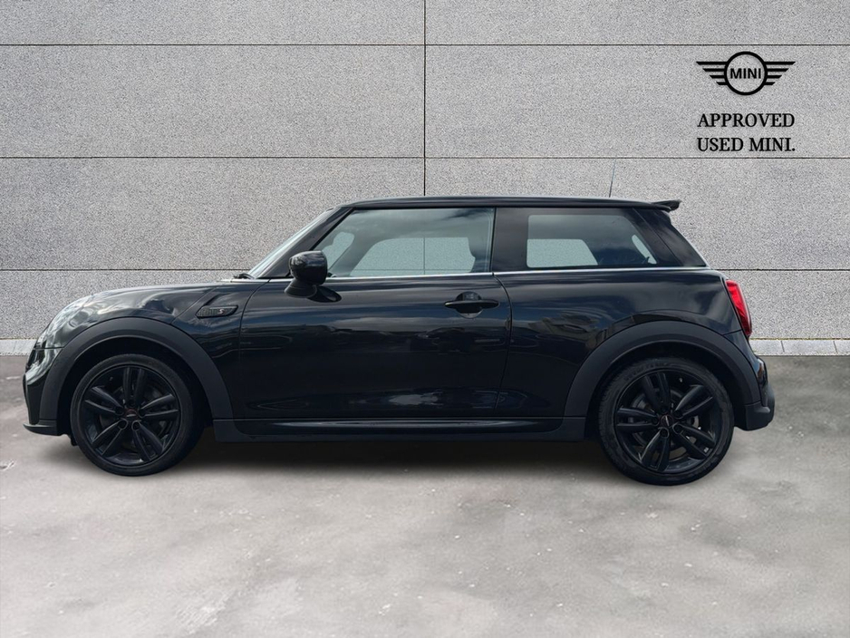 2021 MINI Hatch 2L Petrol For Sale Images