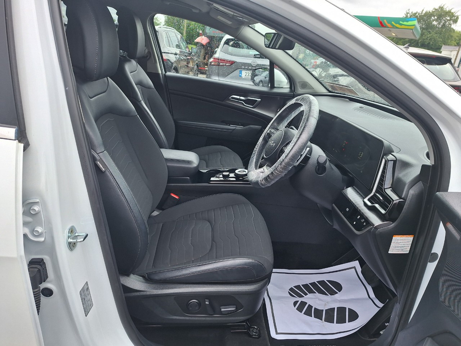 2023 Kia Sportage 1.6L Petrol Plug-in Hybrid For Sale Images