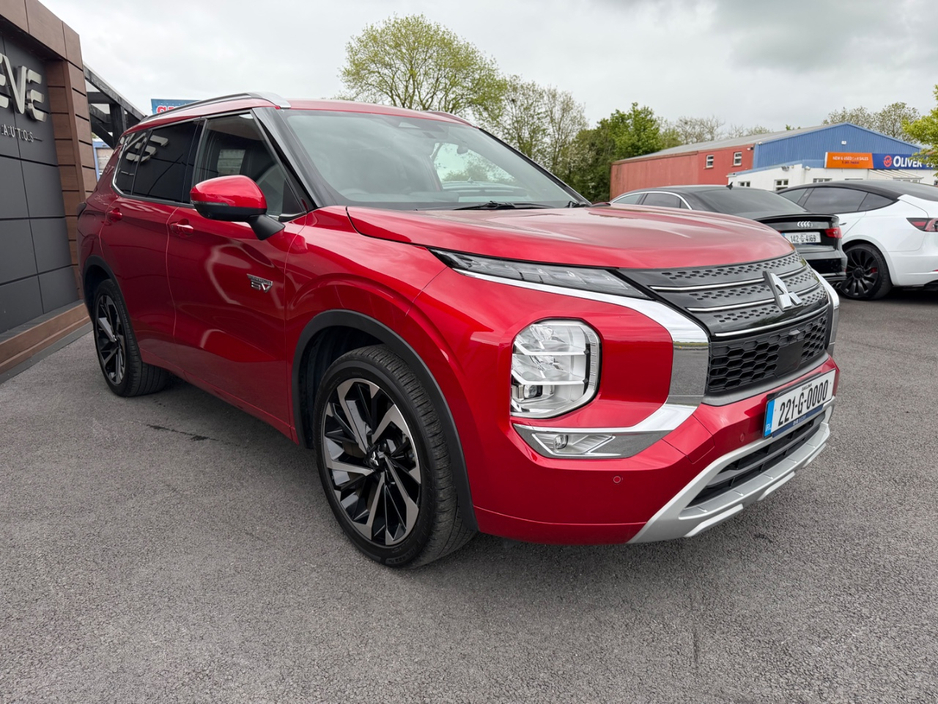 2022 Mitsubishi Outlander 2.4L Petrol Plug-in Hybrid For Sale Images