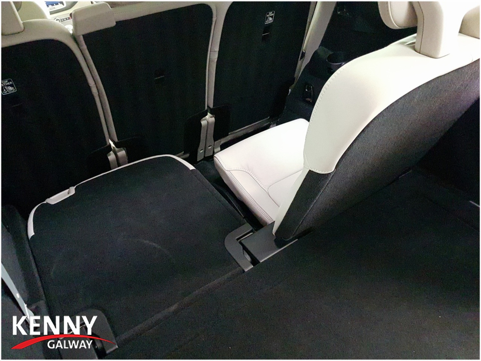 2024 Volvo XC90 2L Petrol Plug-in Hybrid For Sale Images