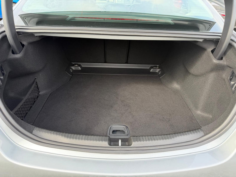 2023 Mercedes-Benz C Class 2L Diesel Hybrid For Sale Images