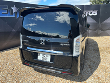 2014 Honda Stepwagon 2L Petrol For Sale Images