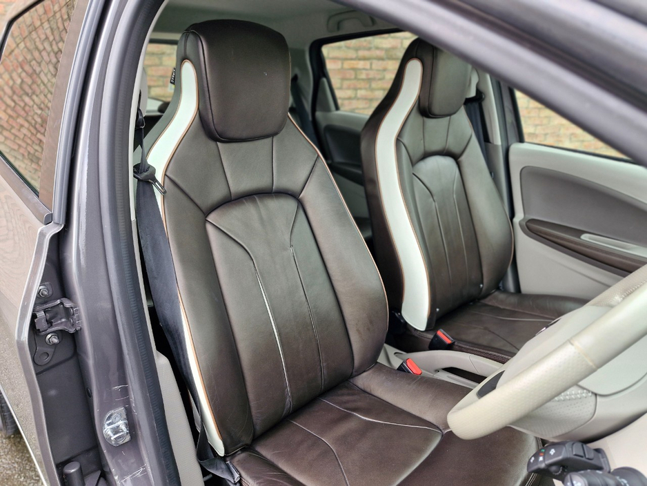 Renault Zoe SIGNATURE NAV BOSE EDTION — thumbnail 29