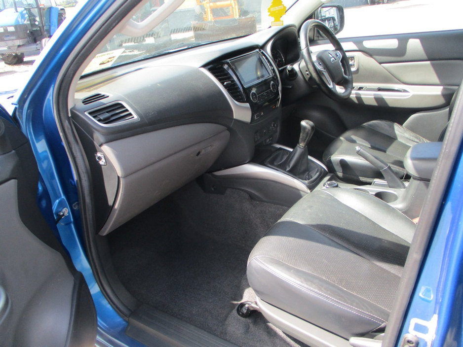 2019 Mitsubishi L200 2.4L Diesel For Sale Images