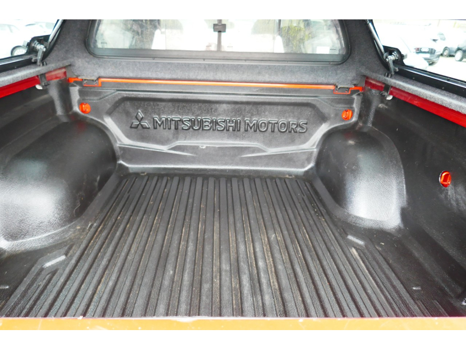 2020 Mitsubishi L200 2.3L Diesel For Sale Images