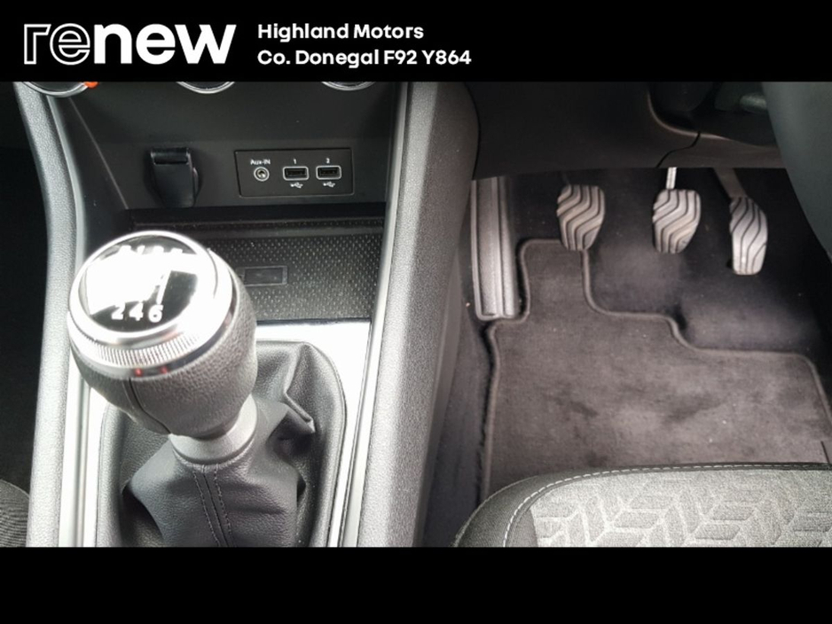 2022 Renault Captur 1.0L Petrol For Sale Images