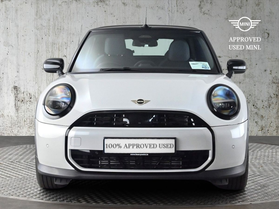 2025 MINI Hatch 2.0L Petrol For Sale Images