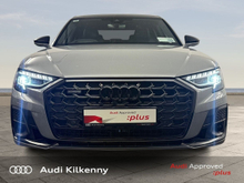 Audi A8 Nardo Grey 60 TFSI e Sline...