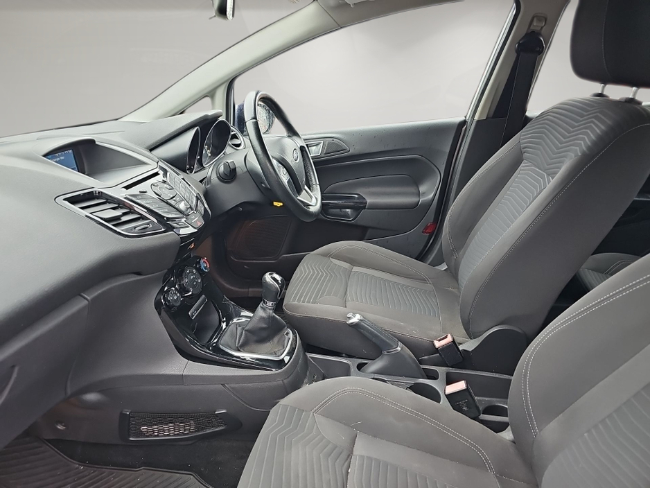 Ford Fiesta 1.0 ZETEC — thumbnail 8