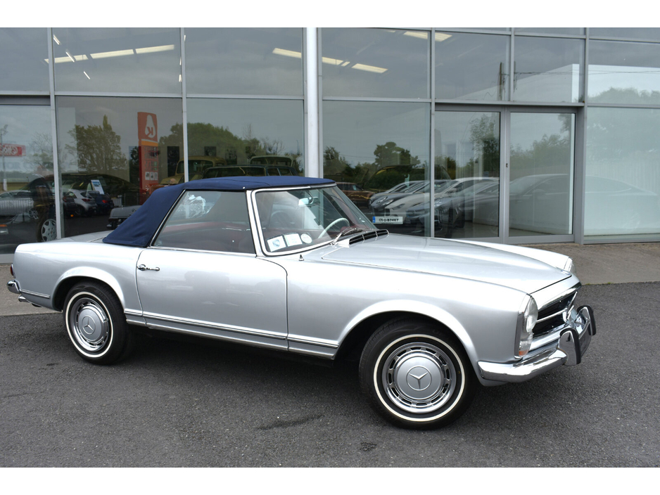 1967 Mercedes-Benz 250 2.5L Petrol For Sale Images