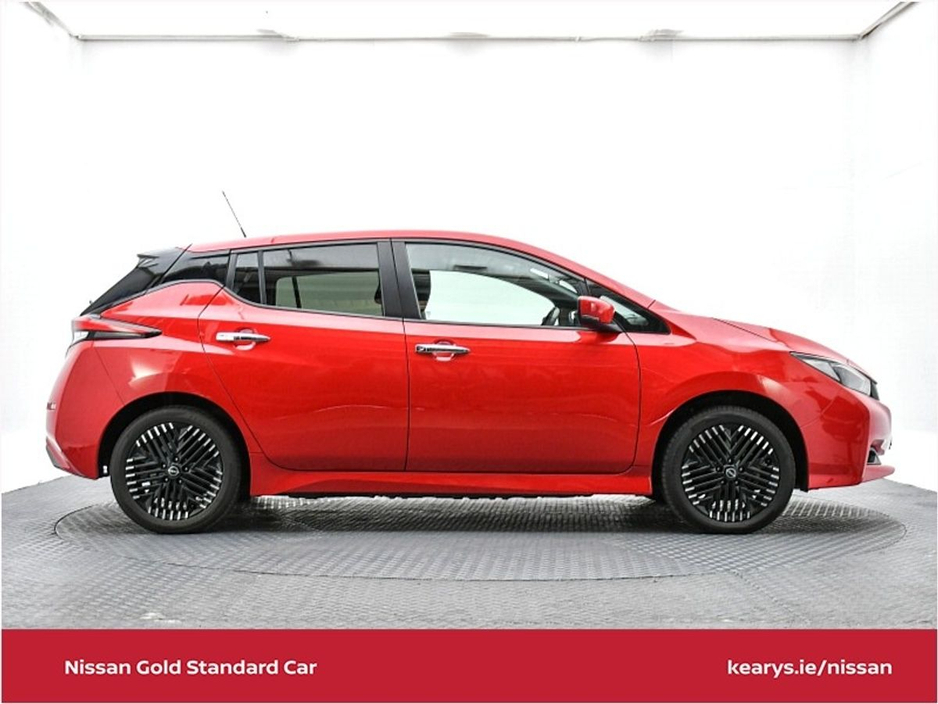 Nissan Leaf SV 62 kWh - LONGER RANGE BATTERY — thumbnail 14