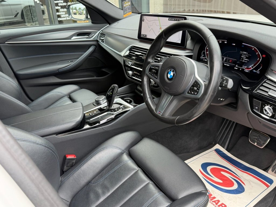 2022 BMW 5 Series 2L Diesel Hybrid For Sale Images