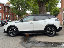 2023 Peugeot 2008 0L Electric For Sale Images