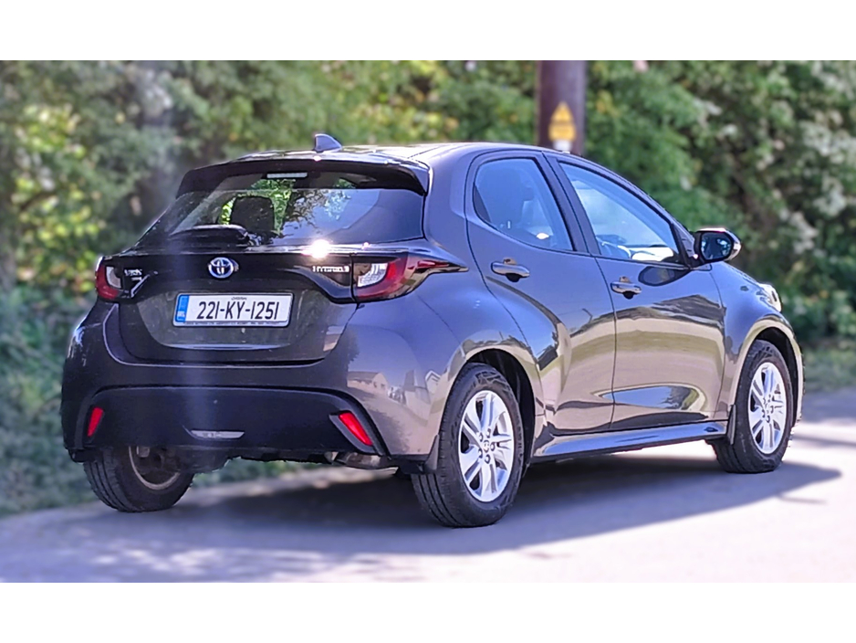 2022 Toyota Yaris 1.5L Petrol Hybrid For Sale Images