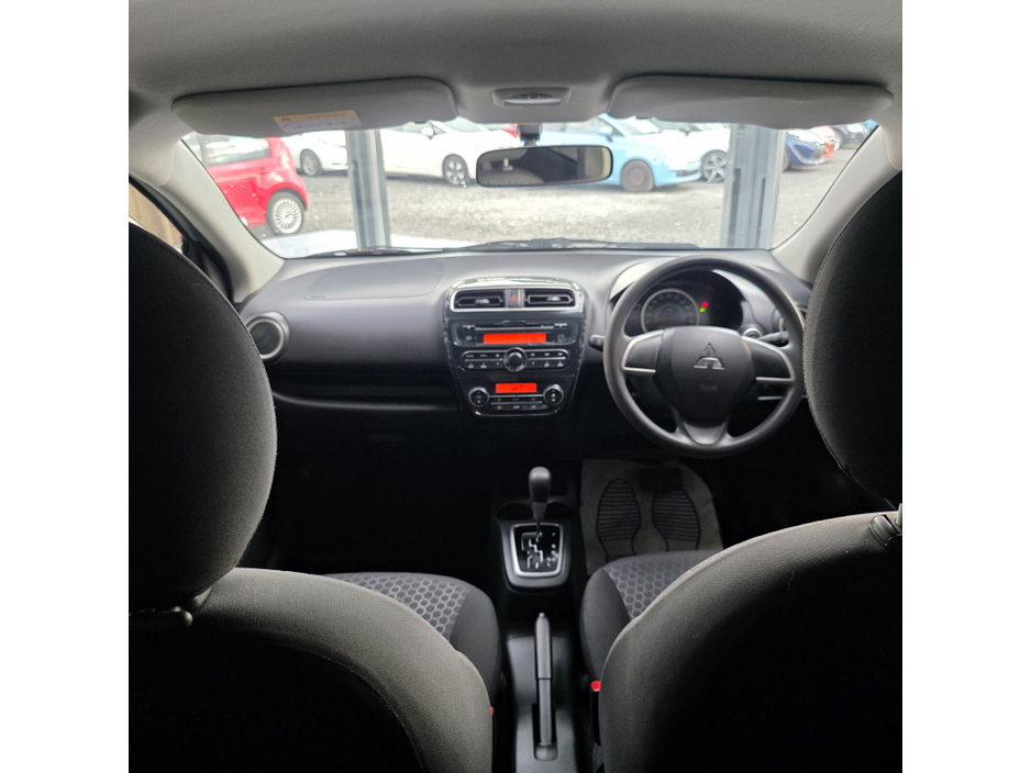 Mitsubishi Mirage — thumbnail 18