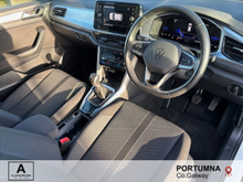 Volkswagen T-Roc LIFE 2.0 TDI 6SPEED...