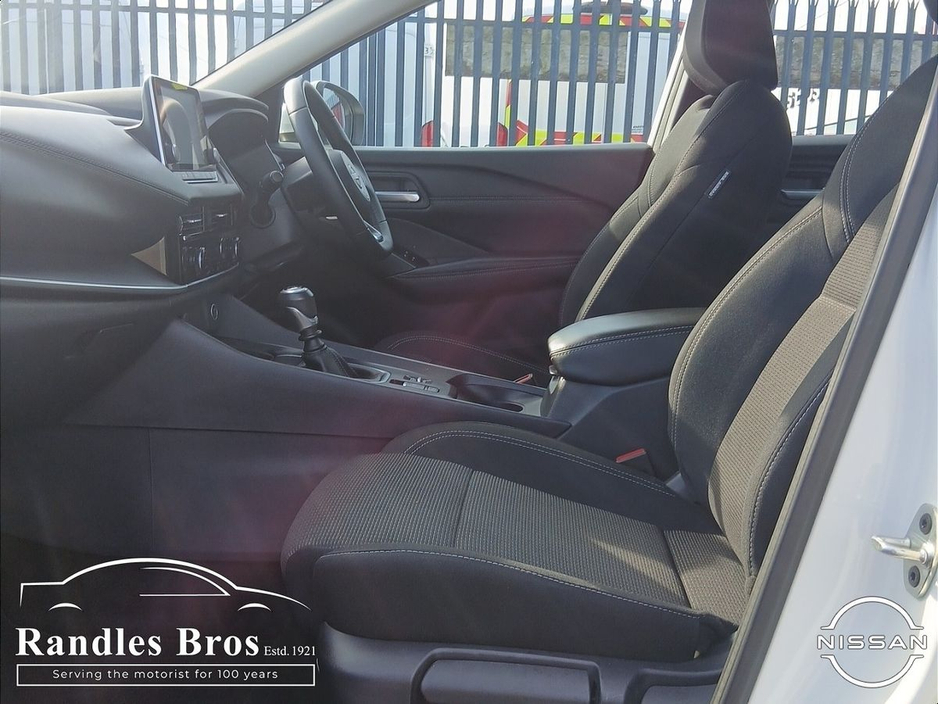 Nissan Qashqai 1.3 PET SV — thumbnail 11