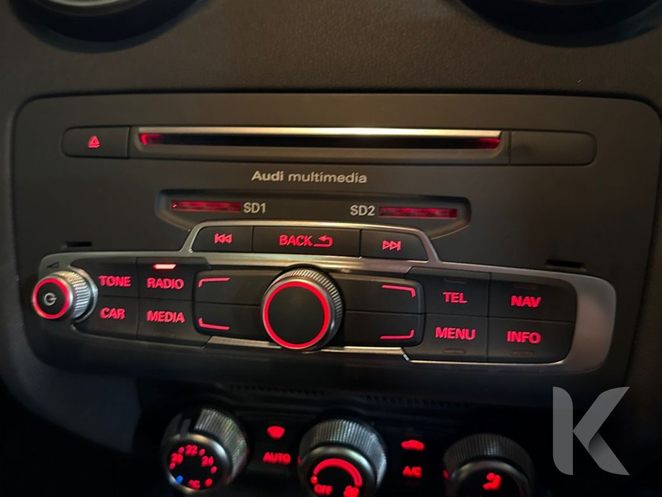 Audi A1 1.0 TFSI AUTOMATIC - FACTORY ALLOYS - FLAT BOTTOM STEERING WHEEL - LOW MILEAGE - ALLOY WHEELS - — thumbnail 21