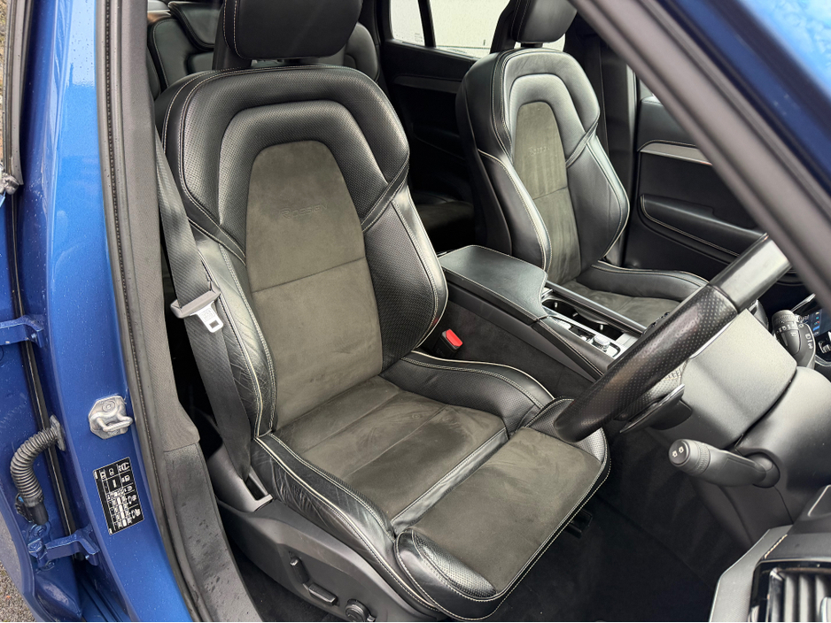 2017 Volvo XC90 2L Petrol Plug-in Hybrid For Sale Images