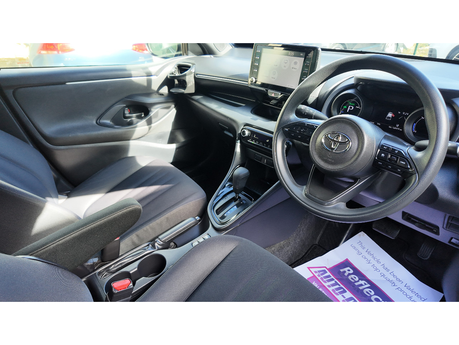 2020 Toyota Yaris 1.5L Petrol Hybrid For Sale Images