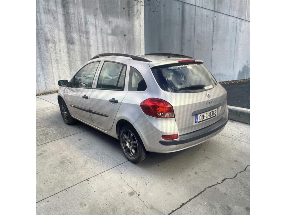 2009 Renault Clio 1.1L Petrol For Sale Images
