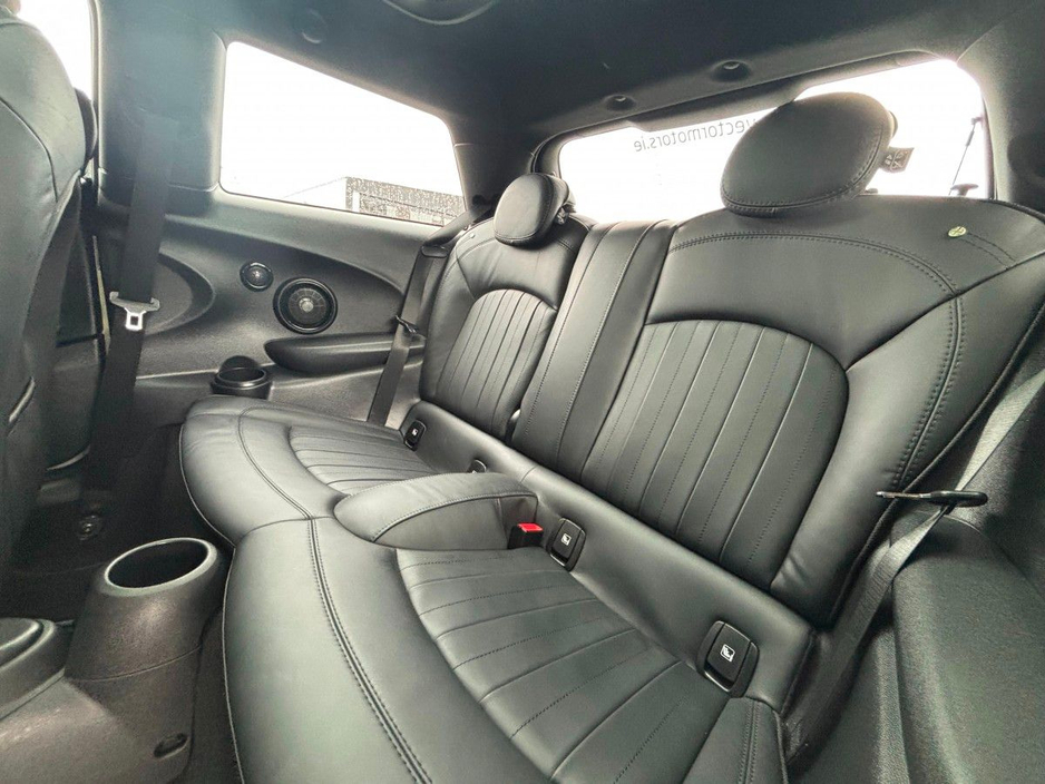 MINI Hatch LEVEL 3 LEATHER SUNROOF — thumbnail 11
