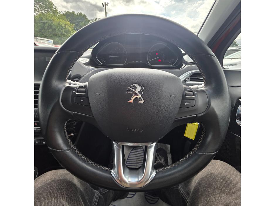 Peugeot 208 1.2 PureTech 68bhp Access — thumbnail 37